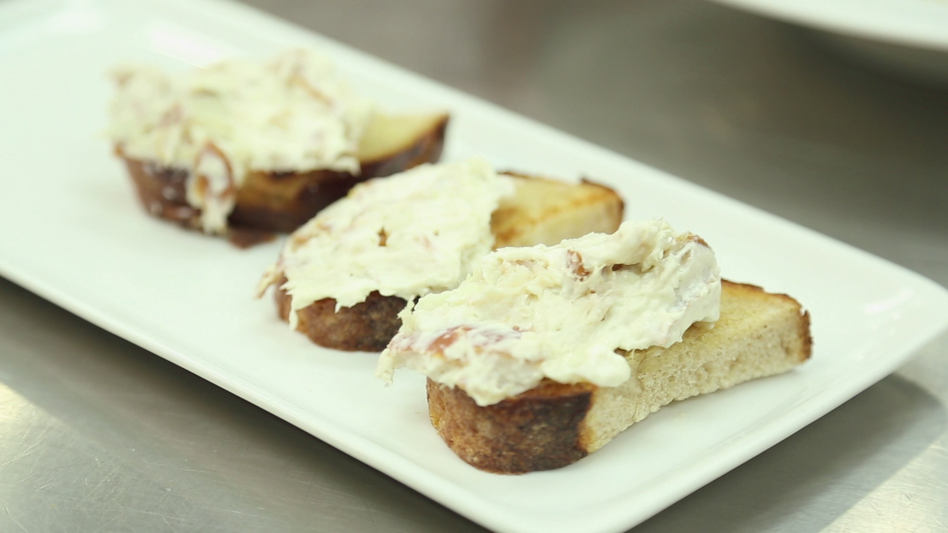 Party Recipe: Smoked Mackerel Toasts