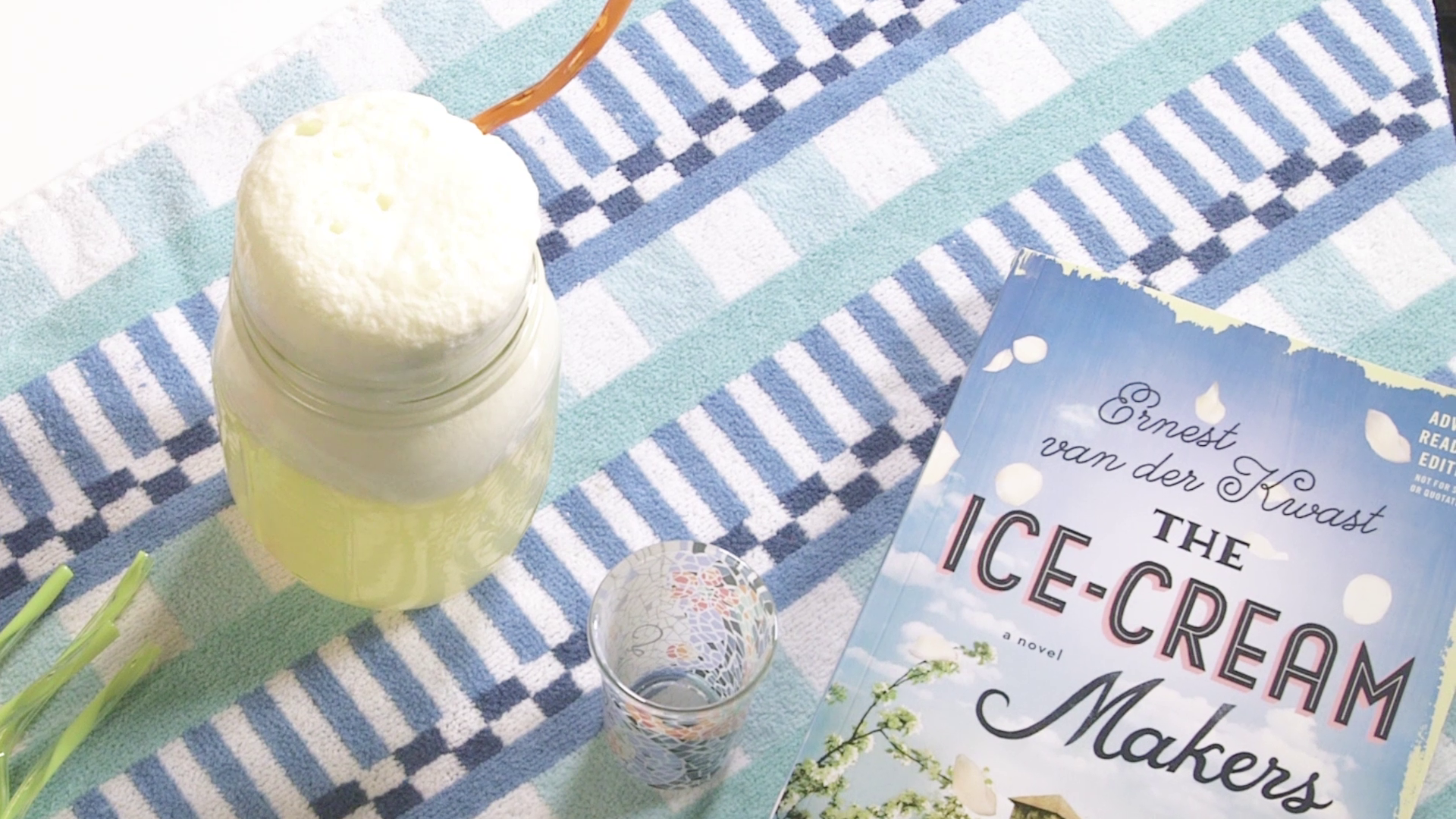 Beach "Book-tail" Recipe: Orange Dreamsicle Floatini