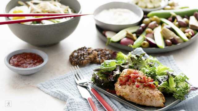 Easy Low-Carb Living for Everyday Wellness with The Atkins 100 Eating Solution